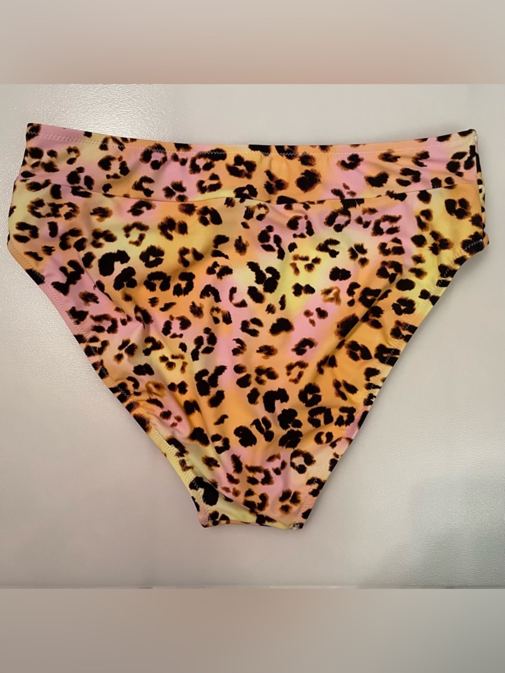 Bar III swim bottom